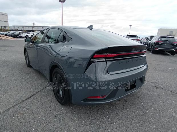 Toyota Prius 2023 Gray