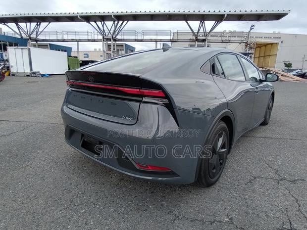Toyota Prius 2023 Gray