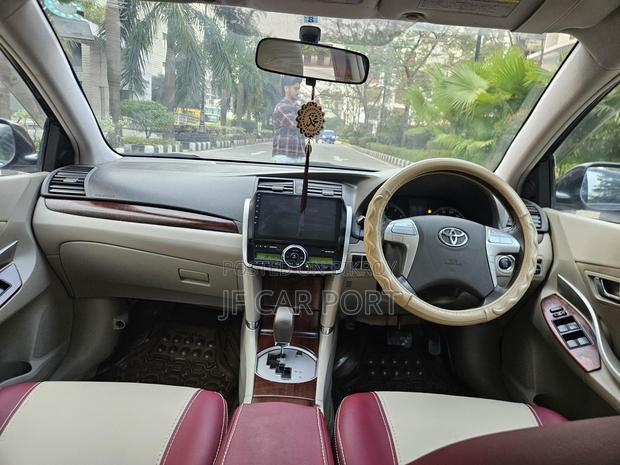 Toyota Premio G Superior 2010