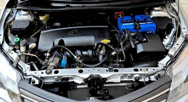 Toyota Axio Corolla X Cng 2014