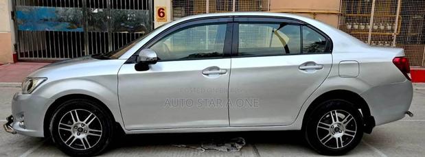 Toyota Axio Corolla X Cng 2014