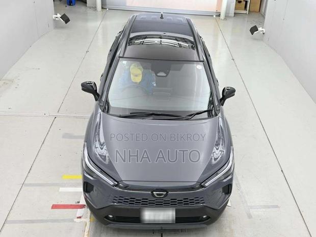 Toyota Corolla Cross Z LEATHER PANAROOF 2025