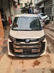 Toyota Noah sz package 2022 for sale
