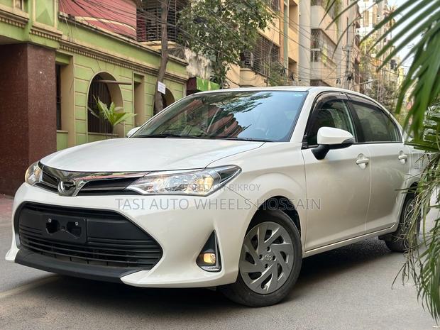 Toyota Axio NON-HV EX PUSH START 2020