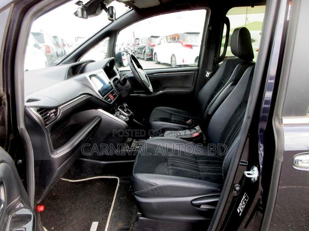 Toyota Esquire GI PREMIUM HYBRID 2021