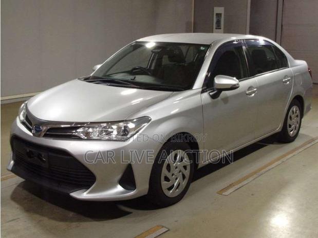 Toyota Axio hybrid 2021