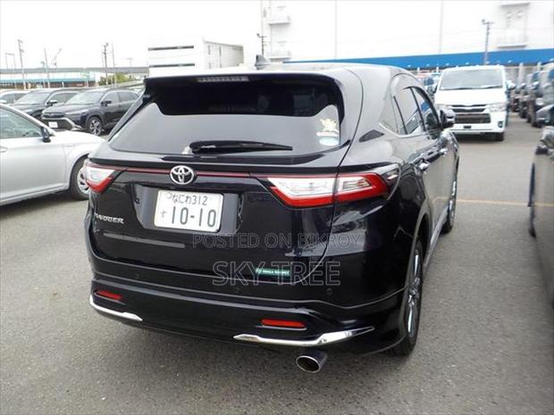 Toyota Harrier Progress-Package 2020