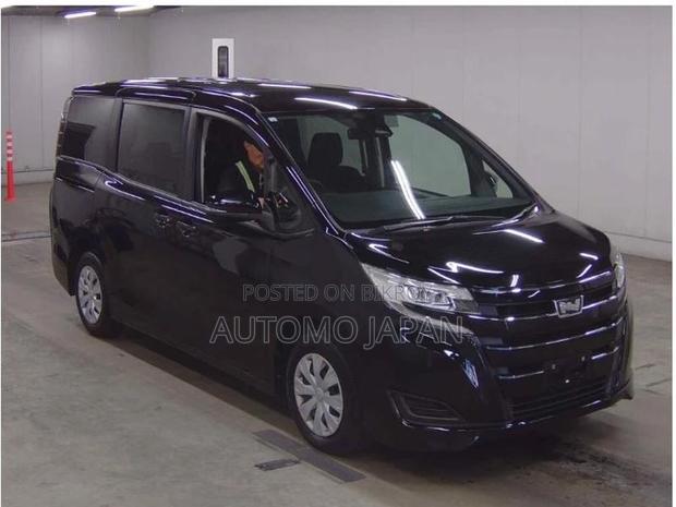 Toyota Noah x smart 2021