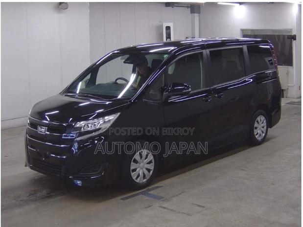 Toyota Noah x smart 2021