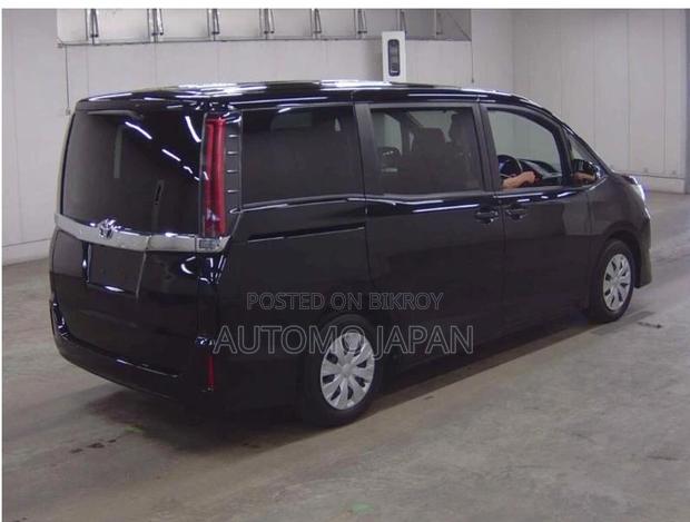 Toyota Noah x smart 2021