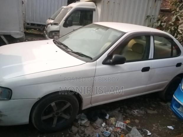 Nissan Sunny B15 Sedan 1.8 2004 White