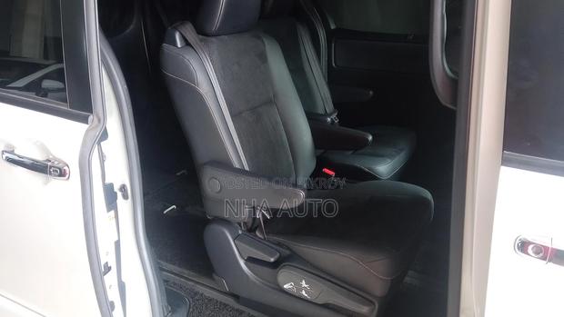 Toyota Voxy Kiramaki 2021