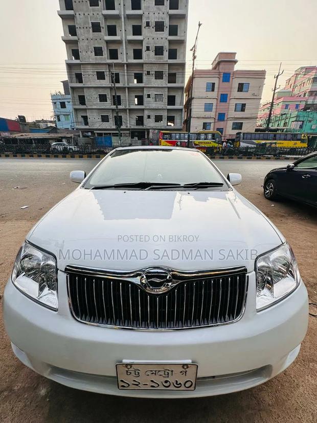 Toyota Corolla 2004 White