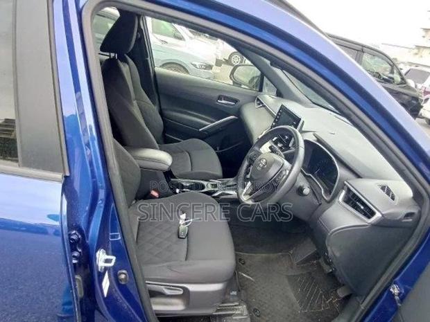Toyota Corolla Cross S PKG MOONROOF 2020