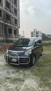 Toyota Noah 2013 Gray for sale