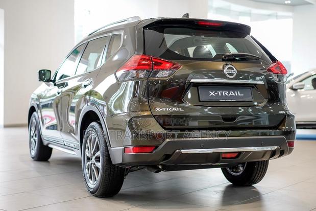 Nissan X-Trail 2.0 Hybrid FWD 2018 Green