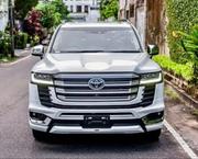New Toyota Land Cruiser LC300 2024 White for sale