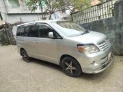 Toyota Noah 2.0 AWD (8 Seater) 2002 Silver for sale