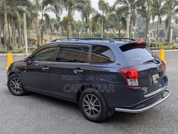 Toyota Fielder G OCTANE RUNS 2012