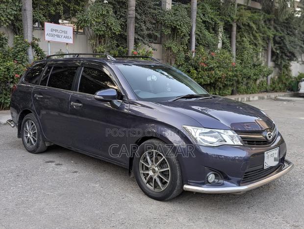 Toyota Fielder G OCTANE RUNS 2012
