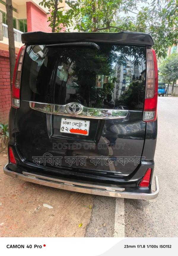 Toyota Noah push start 2014