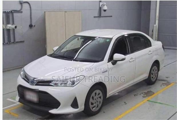 Toyota Axio EX HV WHITE 2020