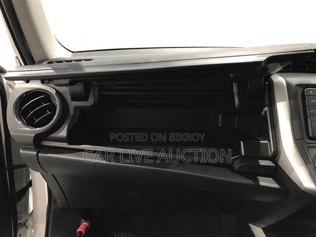 Toyota Fielder Non Hybrid EX pack 2021