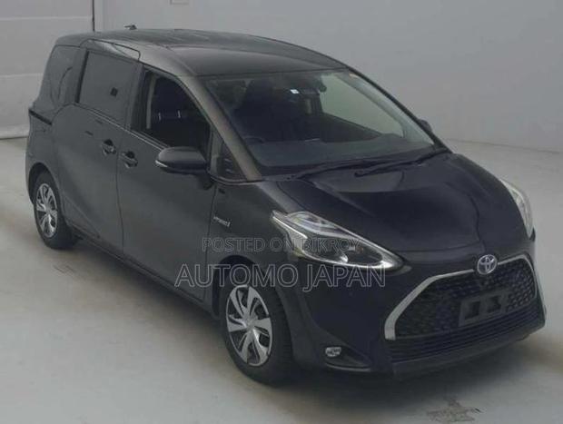 Toyota Sienta G Kero 2020