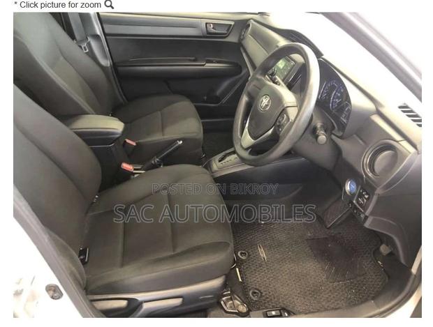 Toyota Axio Ex PKG hybrid 2020