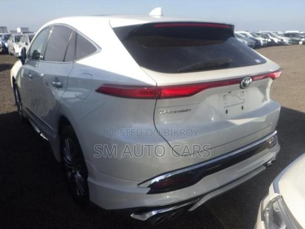 Toyota Harrier Non Hybrid Z Pearl 2021