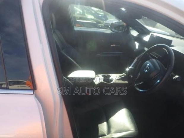Toyota Harrier Non Hybrid Z Pearl 2021
