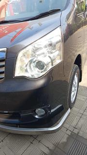 Toyota Noah Si GRADE PUSH 2012 for sale