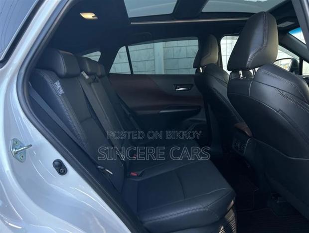 Toyota Harrier z leather 2023