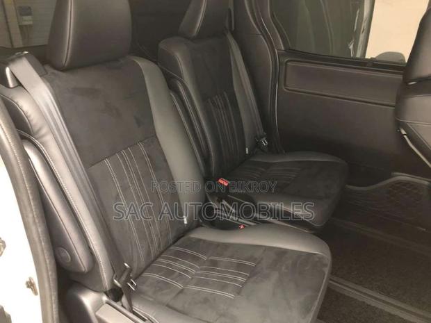 Toyota Esquire Gi premium PKG 2021