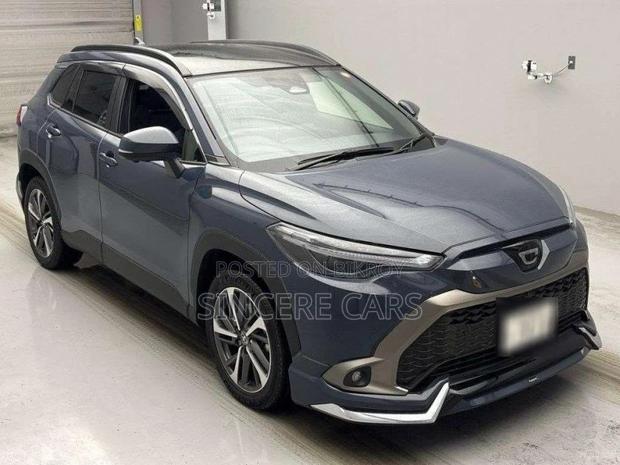 Toyota Corolla Cross Masive grey 2025