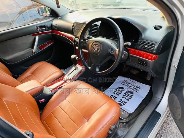 Toyota Allion silver 2003