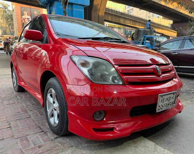 Toyota ist X Hid Selection 2006