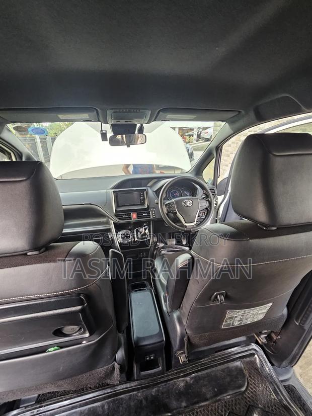 Toyota Noah 1.8 FWD Hybrid (7 Seater) 2018 Pearl