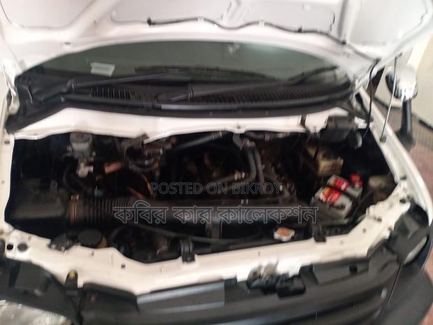 Toyota Noah kr42 2006