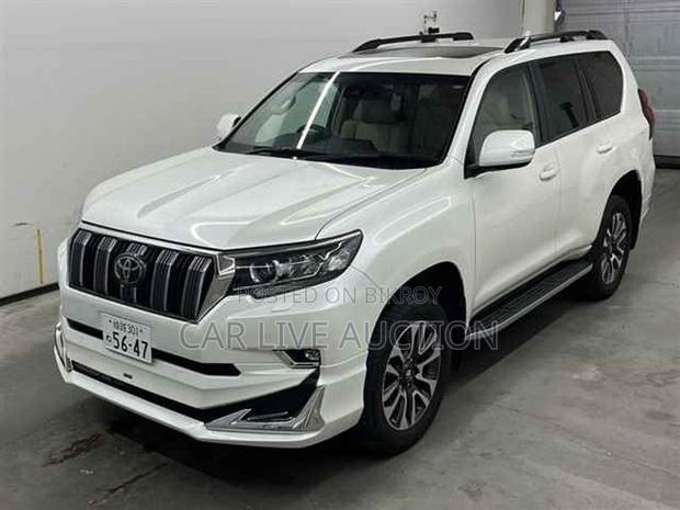 Toyota Prado hybrid 2021