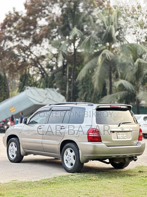Toyota Kluger V Pkg With Sunroof 2002