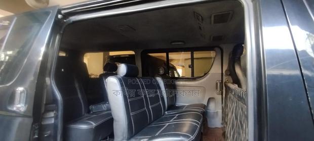 Toyota Hiace black 2007