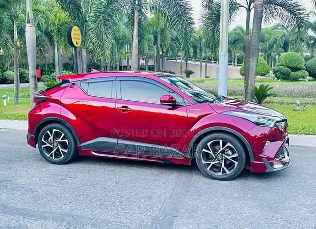 Toyota C-HR G LED MODELISSTA 2017
