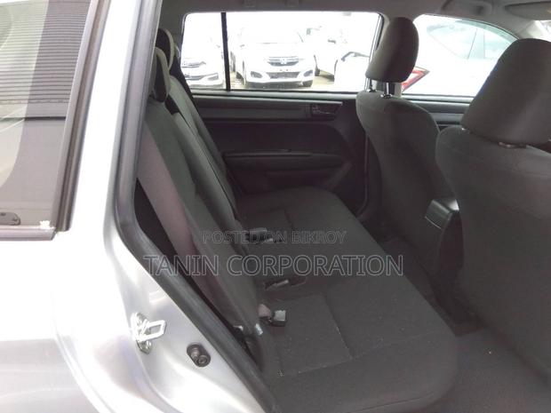 Toyota Fielder Hybrid EX 2020