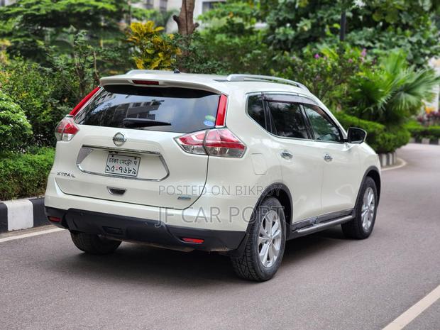 Nissan X-Trail 7 Seat Octane Drive 2014