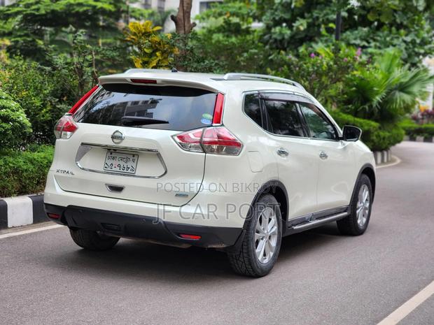 Nissan X-Trail 2.0 Petrol FWD 2014 Pearl