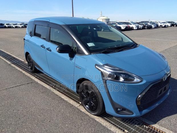 Toyota Sienta G QUERO 2020