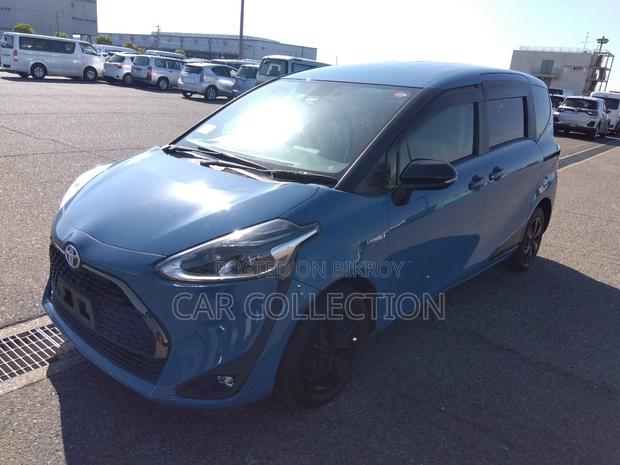 Toyota Sienta G QUERO 2020