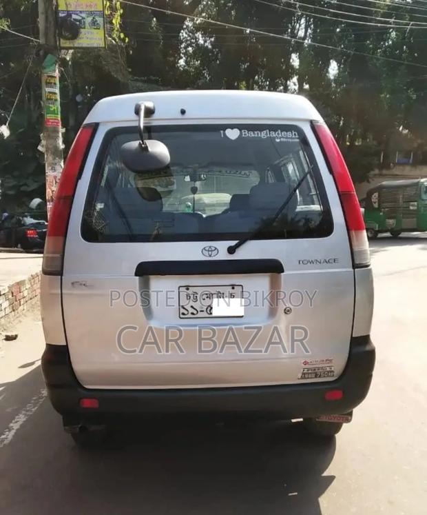 Toyota Noah GL TOWNACE SILVER 2006