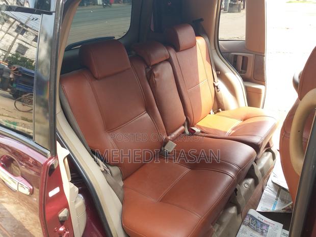 Toyota Raum 2005 Red